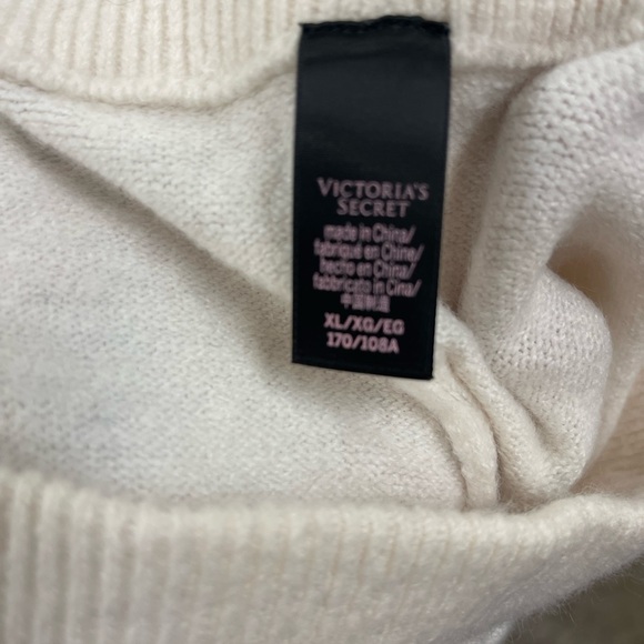 Victoria’s Secret pants with sparkles - Picture 6 of 7